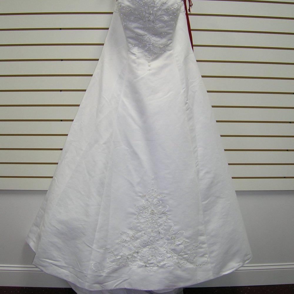 Corset Back Wedding Dress - Picture 2 of 7